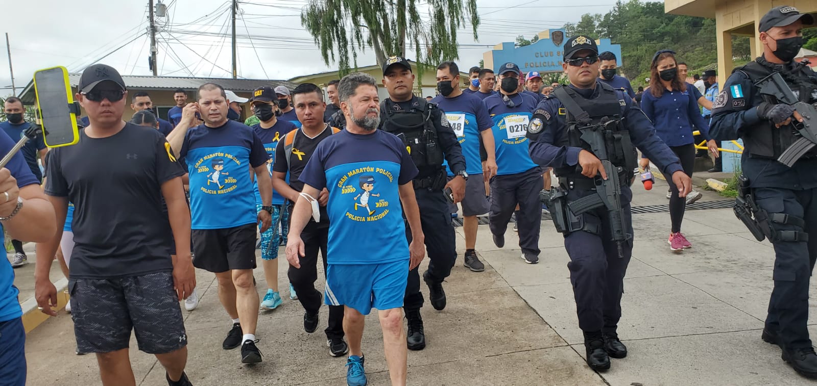 Ministro De Seguridad Encabeza Marat N De La Polic A Nacional Hch Tv