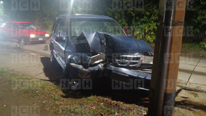 Aparatoso accidente vial deja pérdidas materiales en el bulevar Kuwait