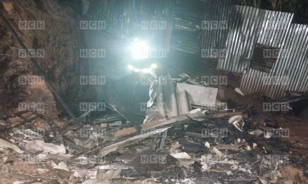 Voraz Incendio Consume Una Vivienda En La Colonia Trinidad De La