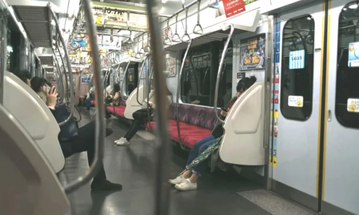 Unos Pasajeros Quedaron Varados En Trenes Bala En Jap N Tras El