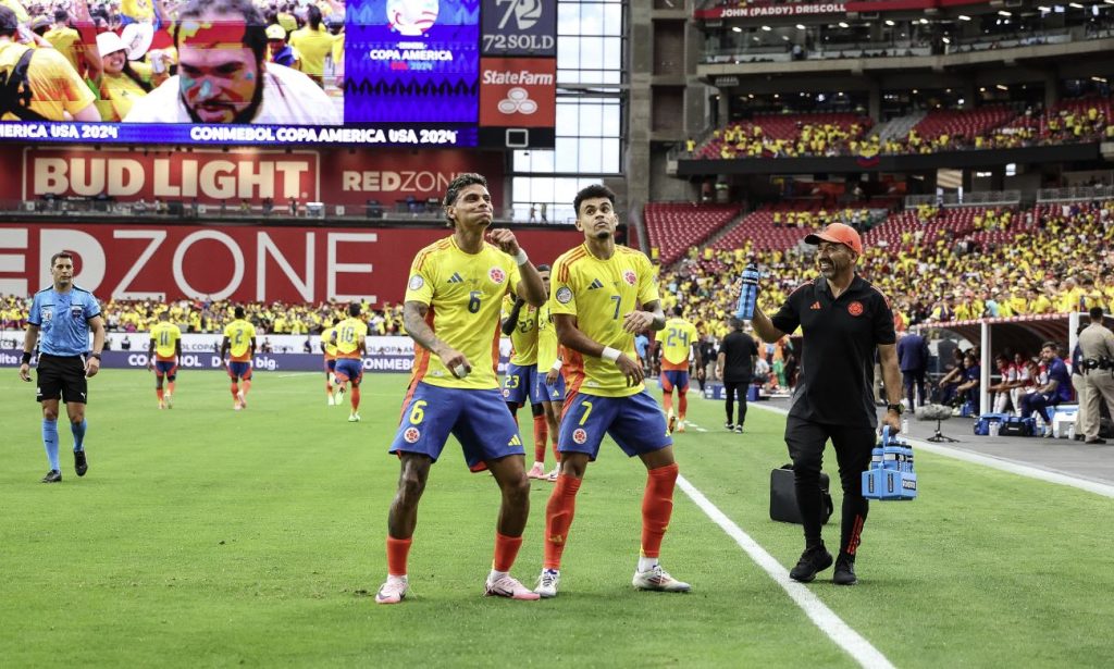 Colombia goleó a Costa Rica se clasificó a cuartos de final de la Copa