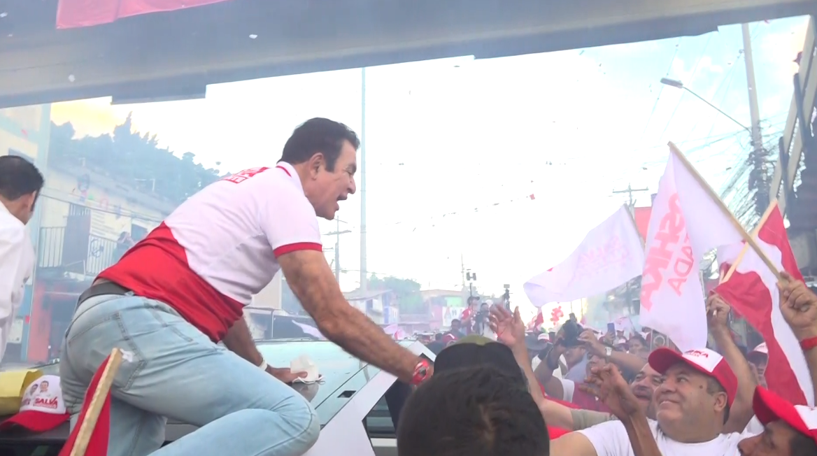 Suspenden cierre de campaña de Salvador Nasralla tras “agresiones” de colectivos del Partido Libre en la capital