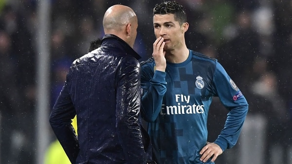 Cristiano Ronaldo y Zinedine Zidane sostienen al Real Madrid en la élite (AFP)