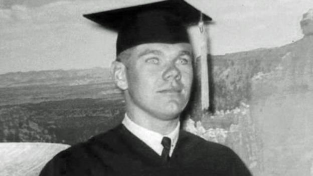 John Corcoran en su graduación