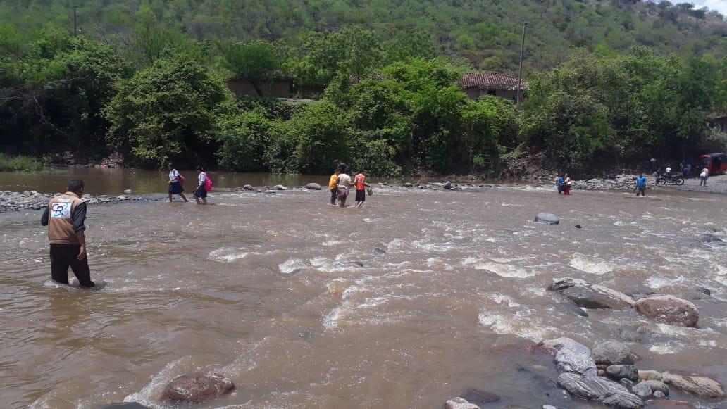Morolíca y Apacilagua quedan debido a crecida del río