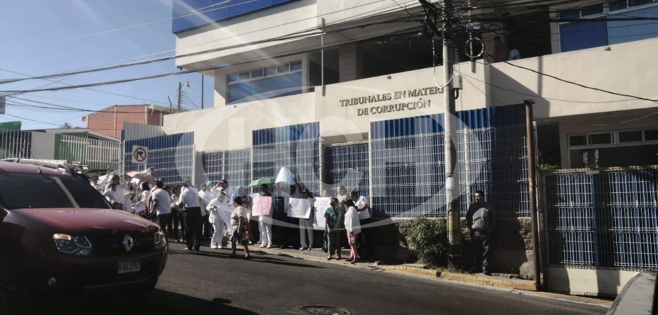 » Justicia, exigen empleados de Salud para implicados en nueva “red de corrupción”