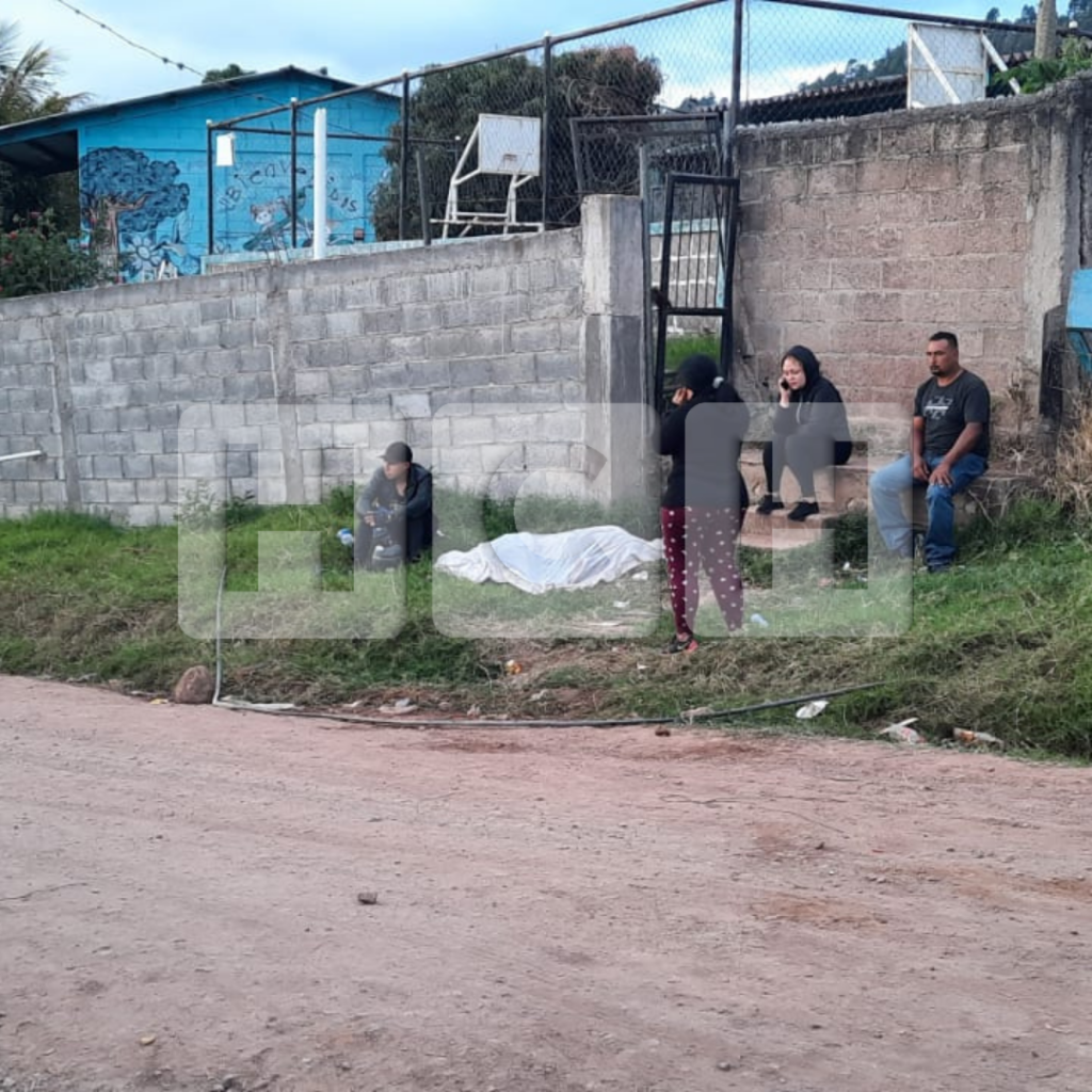 De Varias Puñaladas Asesinan A Joven En Aldea La Pancha De Santa Lucia Al Oriente Del Distrito 