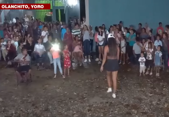 Realizan presentación de candidatas a reina del Carnaval de San Luis, Olanchito