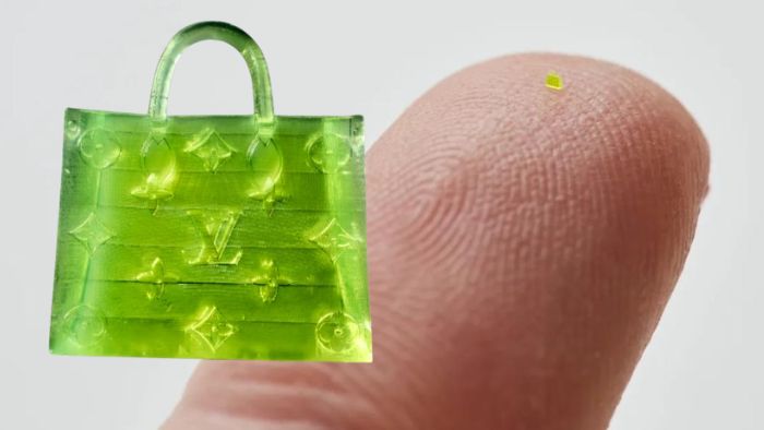 Marca lanza la cartera más pequeña del mundo: mide menos que un grano de  sal, bolso microscópico Louis Vuitton, bolso MSCHF, bolso viral, VIU