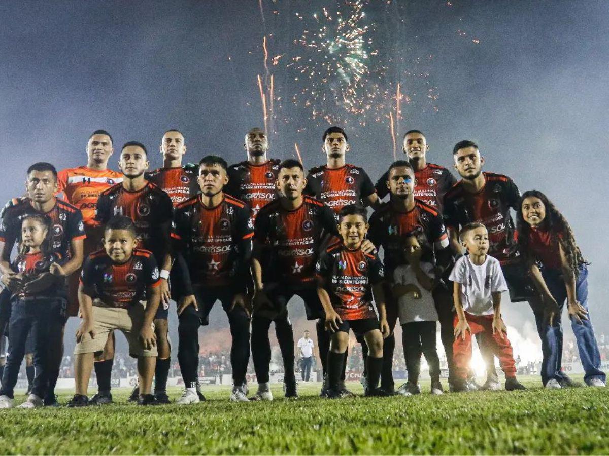 Club Atletico Independiente Siguatepeque - ¡Estamos en Cuartos de Final!  🔴⚫️