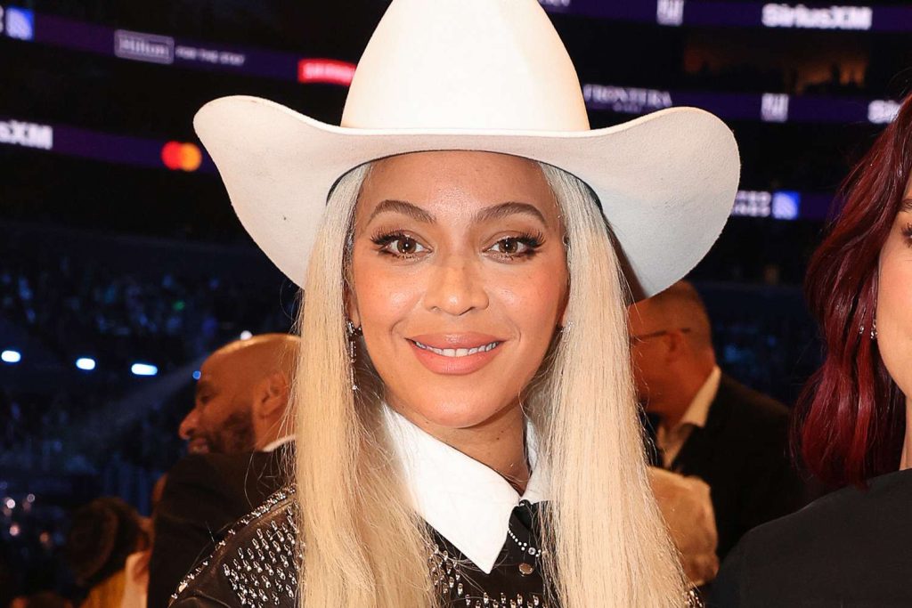 Beyoncé hace historia y encabeza la lista Hot Country Songs de ...