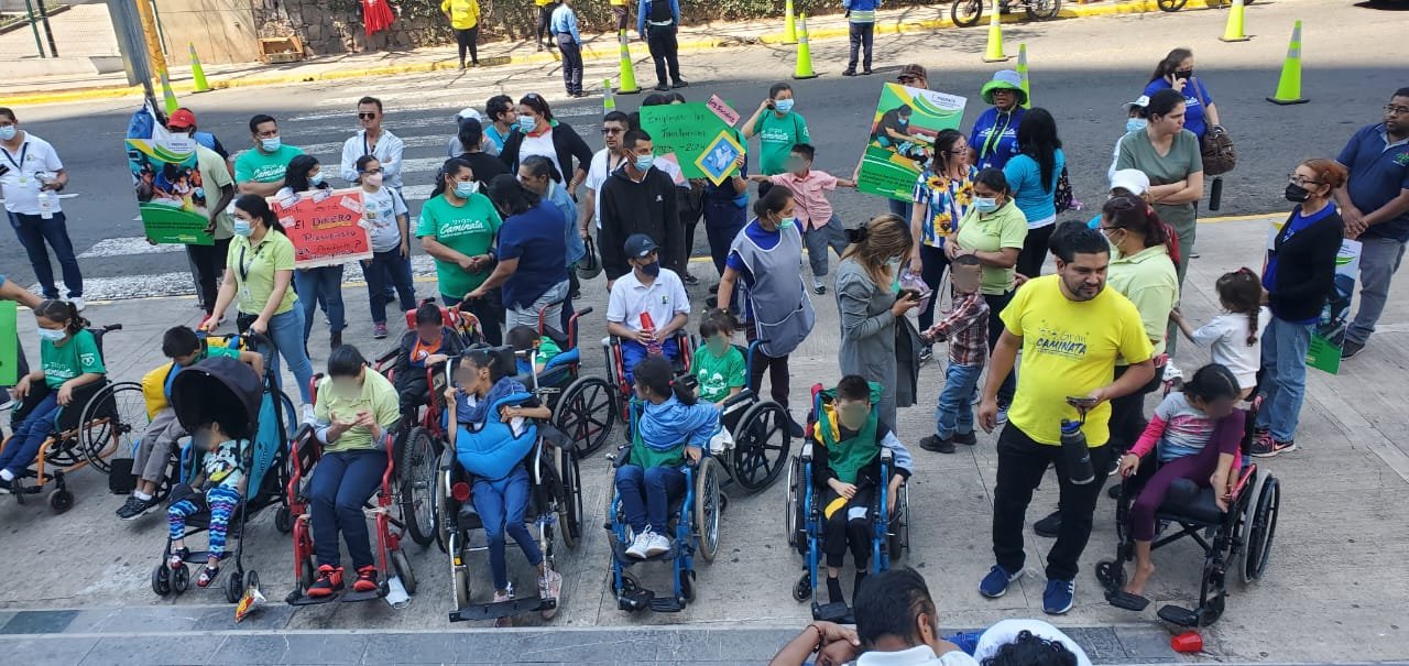 » ¡Grosería! Frente al Centro Cívico, ‘PREPACE’ exige al gobierno, desembolso de Presupuesto