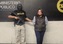 Capturan a la exdirectora de la DINAF, Dulce Villanueva, por supuestas irregularidades cometidas durante su gestión