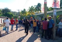 Con tranquilidad y hermandad votan al menos seis mil personas en San Antonio de Flores, El Paraíso