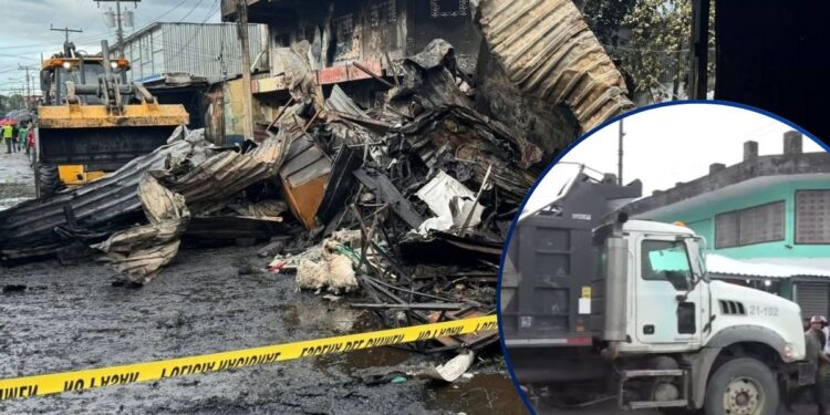 A un mes del incendio, demuelen puestos del mercado Medina en SPS: locatarios piden más apoyo
