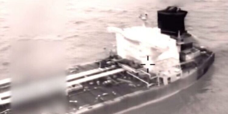 EE. UU. confisca otro buque petrolero venezolano en el Caribe en el marco de la Operación Southern Spear