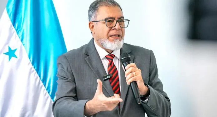 Costa Rica denuncia que ministro Fredis Cerrato “usurpa” Secretaría de Integración Económica Centroamericana