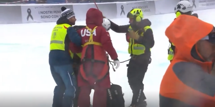 Regresó a las competencias a los 41 años luego de una seria lesión en la rodilla y sufrió una fuerte caída días antes de los Juegos Olímpicos