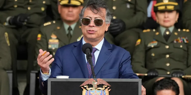 Petro denuncia envío de hasta 1 millón de kg de cocaína por “Junta del Narcotráfico” ante Trump