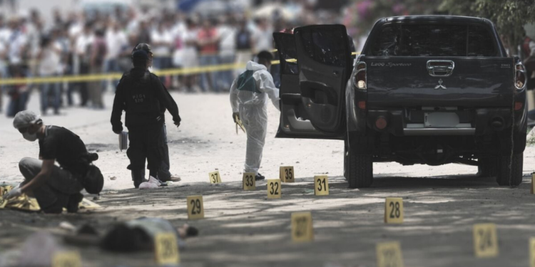 Más de 22 mil análisis científicos ayudaron a identificar víctimas y esclarecer causas de muerte, dicen autoridades
