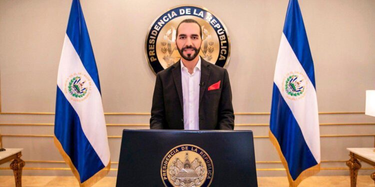 El presidente de El Salvador impulsa la Ley Quincena 25 para fortalecer los ingresos familiares