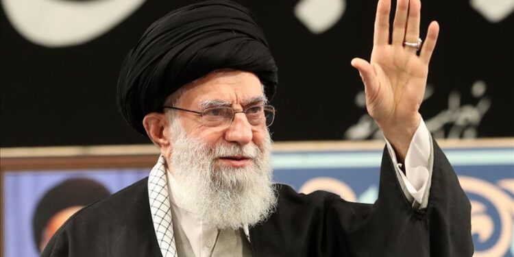 El líder supremo de Irán admite miles de muertos en las protestas apoyadas por el “criminal” Trump