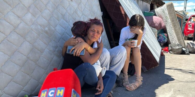 ¡El canal del pueblo hondureño! Familia que fue injustamente desalojada tendrá un techo digno gracias a HCH y sus televidentes