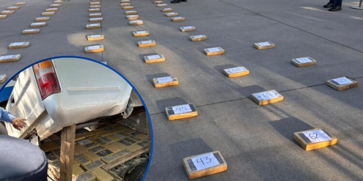 82 paquetes de cocaína iban “caleteados”, dentro de pickup en Choluteca