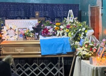 Dolor y consternación en velatorio de policías accidentados en Lempira