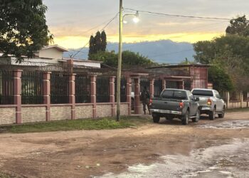 ¡Allanamientos en Olanchito! MP le cae a “Los Copanecos” por supuesto tráfico de cocaína 