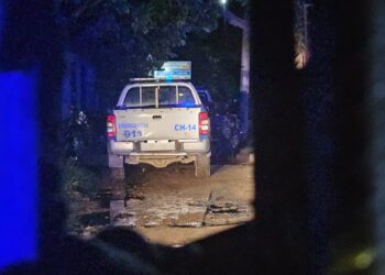 Una pareja detenida tras enfrentamiento armado con policías | Móvil Emergencia SPS