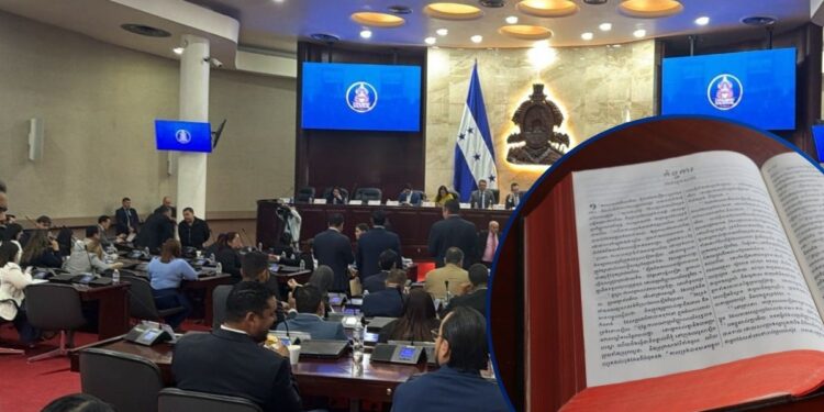 Presentan moción para lectura de La Biblia en centros educativos