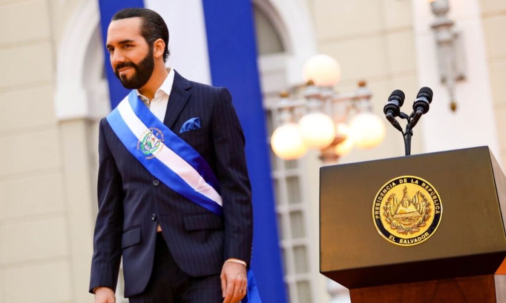 Récord de aprobación de Nayib Bukele