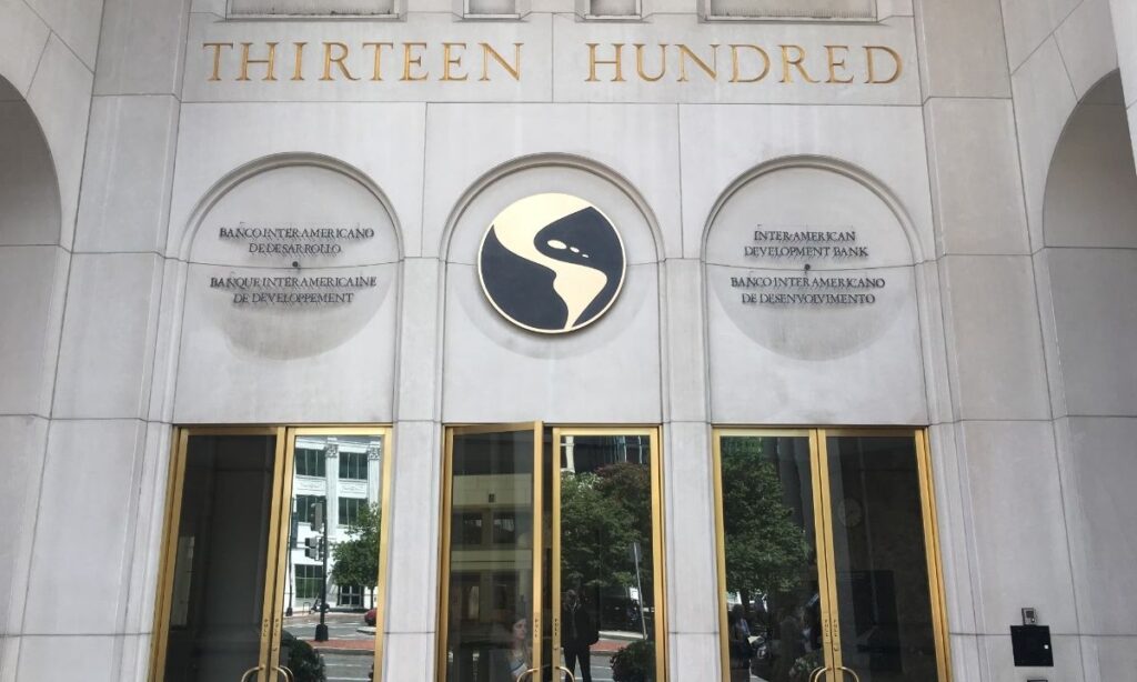 Remesas de Estados Unidos reducen pobreza
