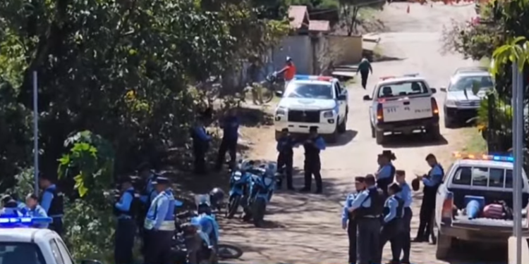 ¡No para el crimen! Un asaltante abatido y un policía herido, tras persecución en Siguatepeque
