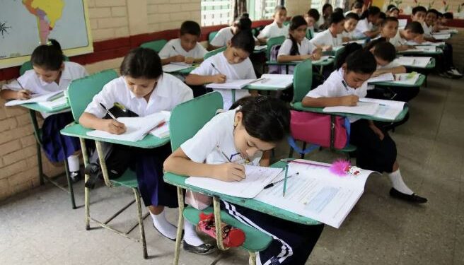 Gobierno confirma que no habrá cambio en el uniforme escolar para el inicio del año lectivo