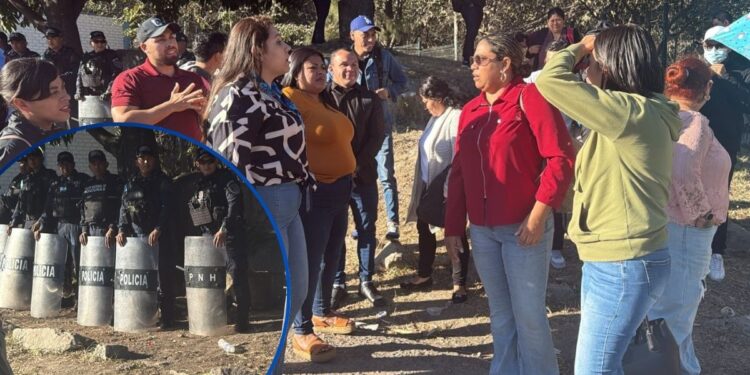 ¡Blindado el 911! Personal operativo denuncia otro día sin poder ingresar