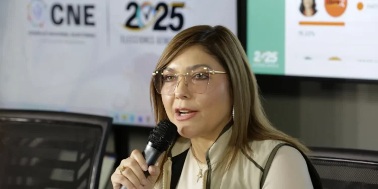 Ana Paola Hall dice que el CNE está listo para las elecciones municipales de Guanaja en Islas de la Bahía