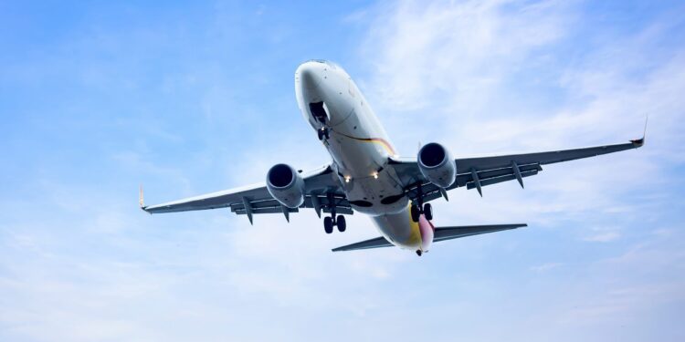 Aerolíneas hondureñas anuncian ajuste en el valor de boletos aéreos por incremento en precios internacionales del combustible