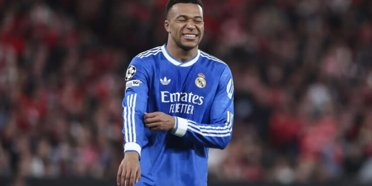 El Real Madrid da información sobre la lesión de Mbappé