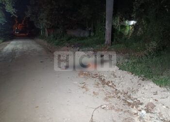 Abatida queda mujer tras balacera en la Rivera Hernández | Móvil Emergencia SPS