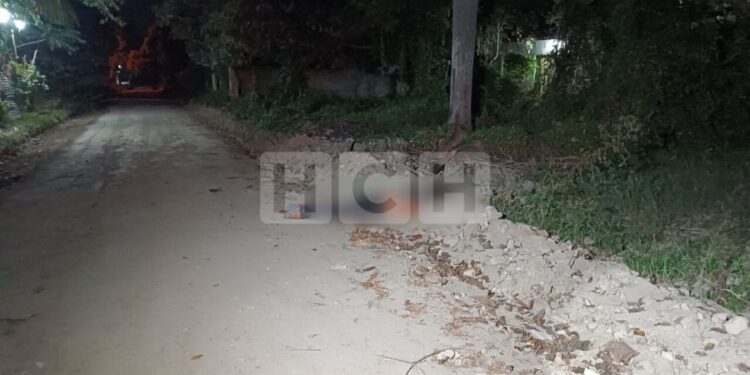 Abatida queda mujer tras balacera en la Rivera Hernández | Móvil Emergencia SPS