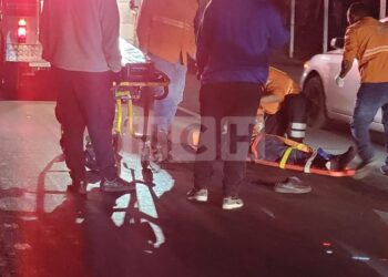 Adulto mayor perece arrollado por moto al intentar cruzar bulevar | Móvil Emergencia TGU