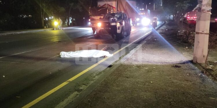 Arrollado perece hombre al intentar cruzar el bulevar FFAA | Móvil Emergencia TGU