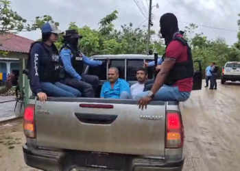 Desmantelan banda que se dedicaba a expropiar tierras en Colón, según la Policía