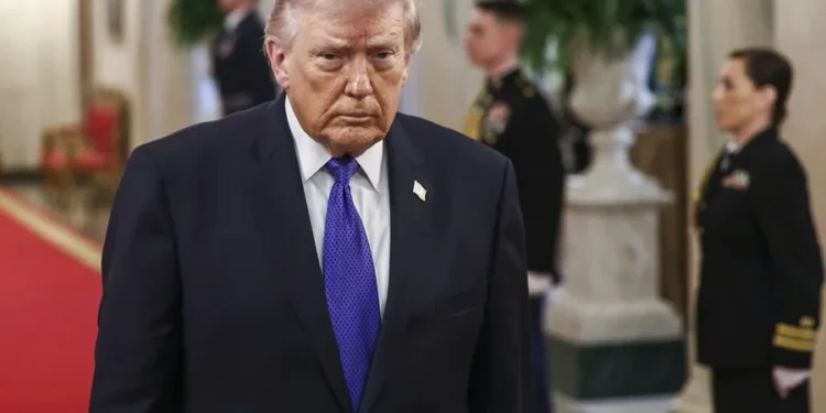 Los demócratas critican las continuas «contradicciones» de Trump sobre la guerra de Irán