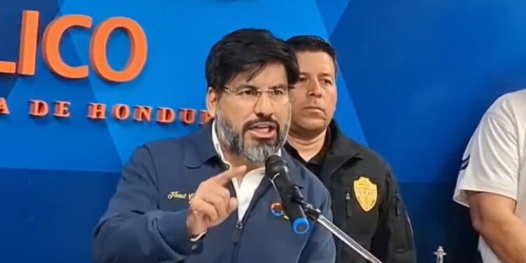 Fiscal General: “Si me quieren condenar por cumplir mi deber, aquí estoy”