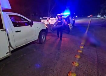Hombre perece arrollado al intentar cruzar la 10 calle | Móvil Emergencia SPS
