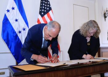 Honduras y EE.UU. firmaron acuerdo de cooperación para fortalecer el sistema sanitario nacional