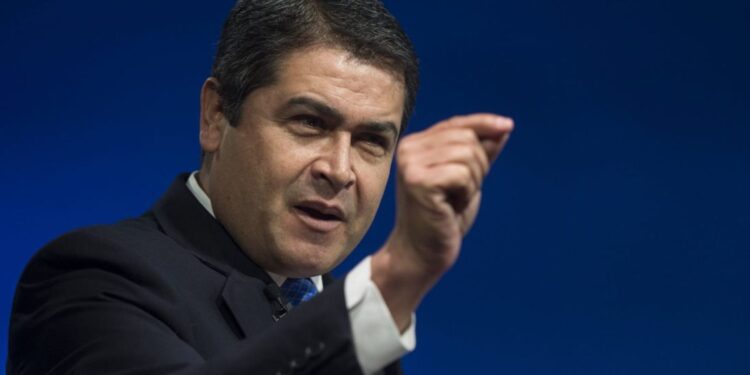 JOH recrimina que a él no le permiten presentarse ante la justicia y a otros sí: “Solo Dios puede evitar que yo regrese a Honduras”